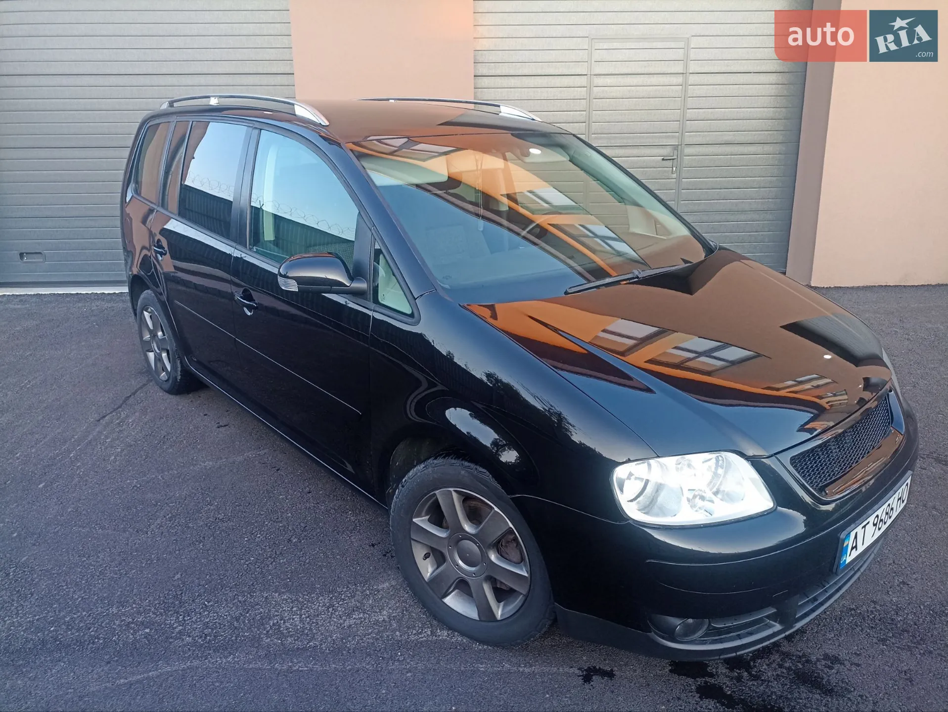 Volkswagen Touran, 2004