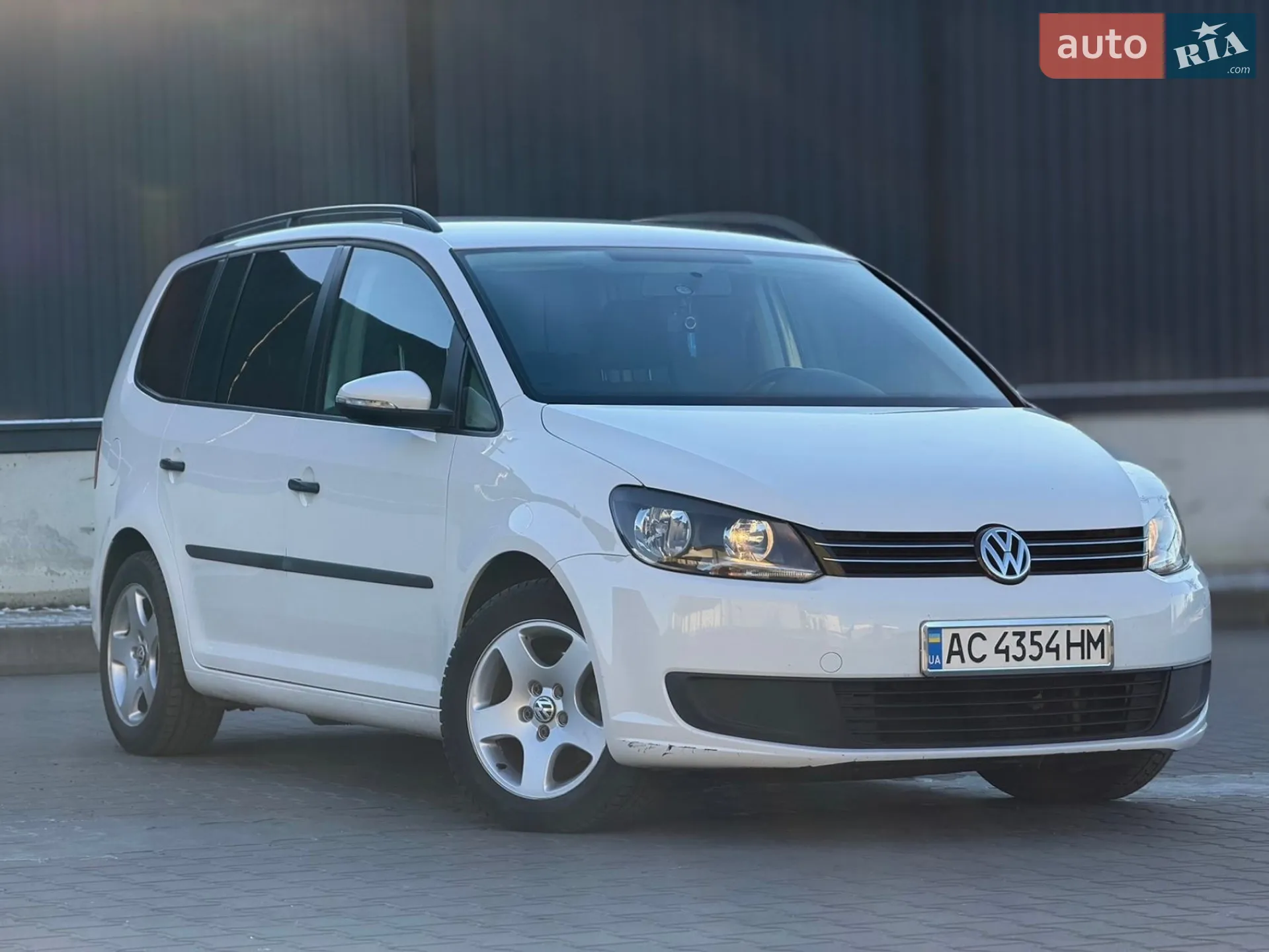 Volkswagen Touran, 2012
