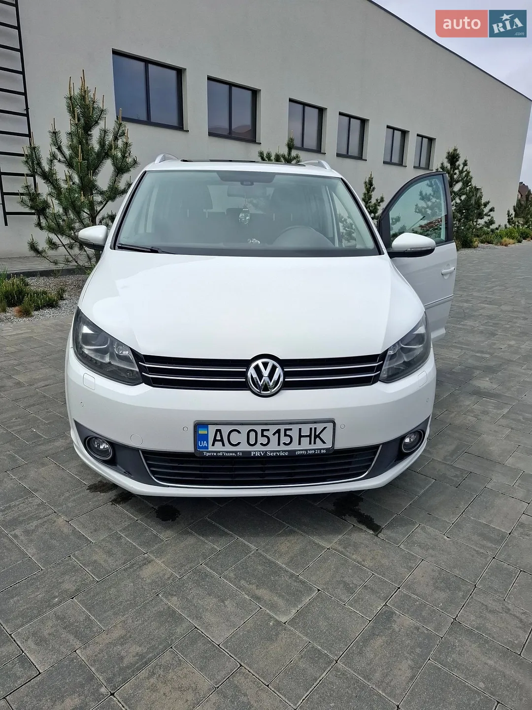 Volkswagen Touran, 2011