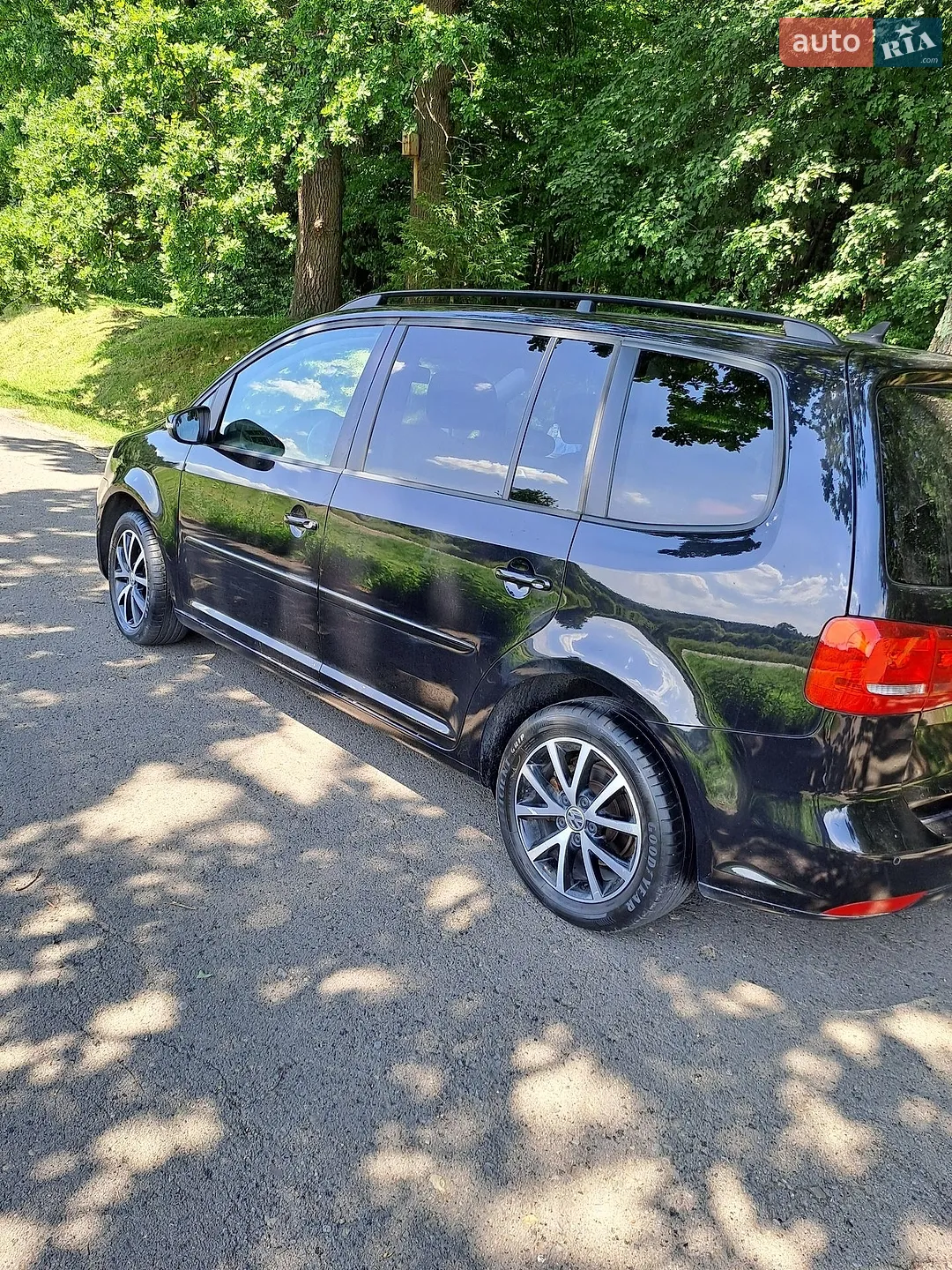 Volkswagen Touran, 2012