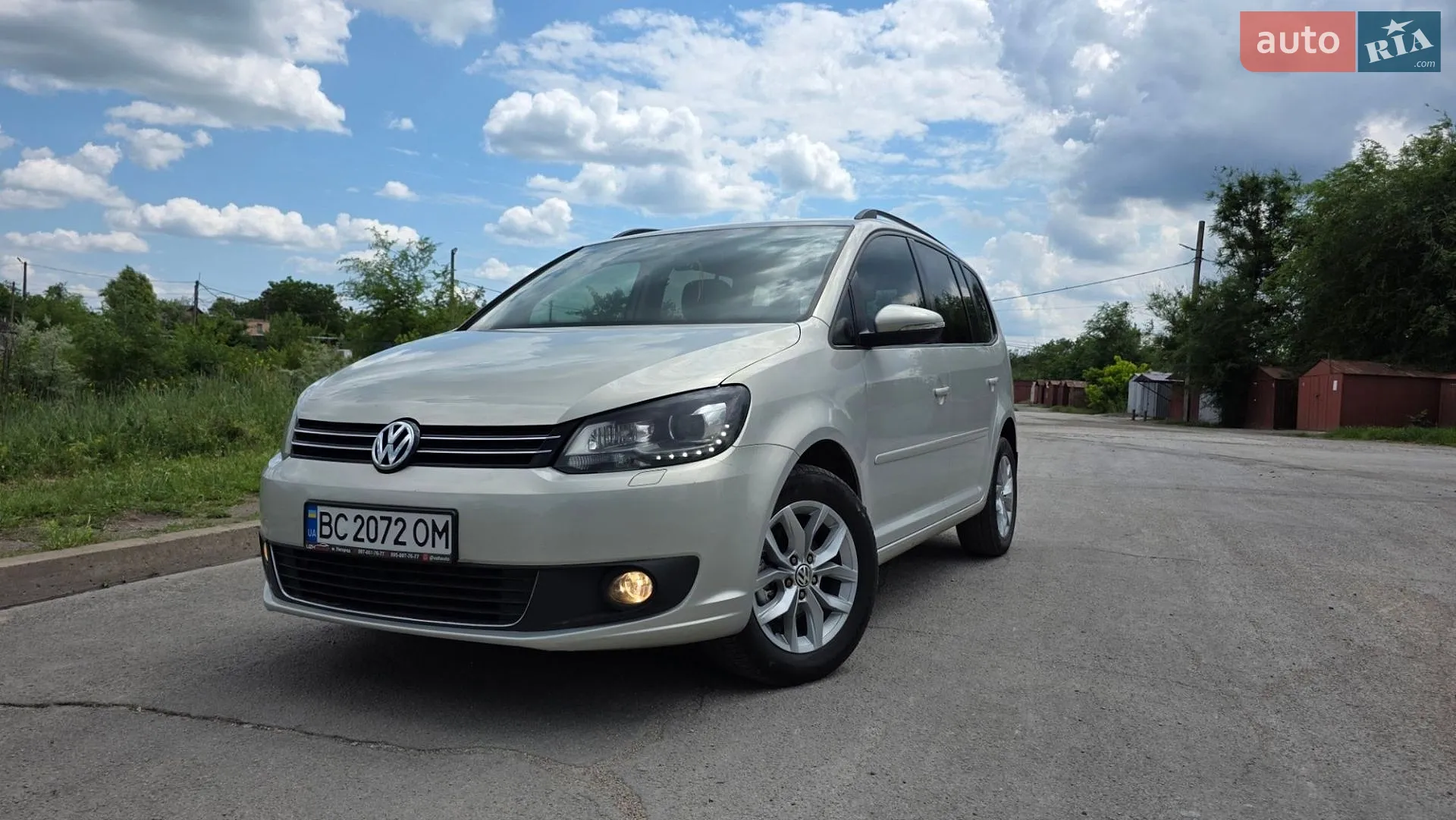 Volkswagen Touran, 2012