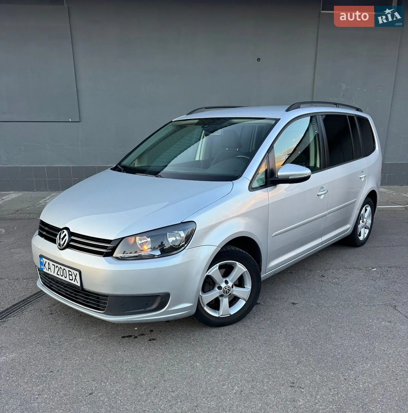 Volkswagen Touran, 2011