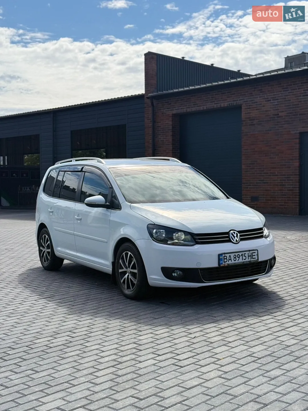 Volkswagen Touran, 2014