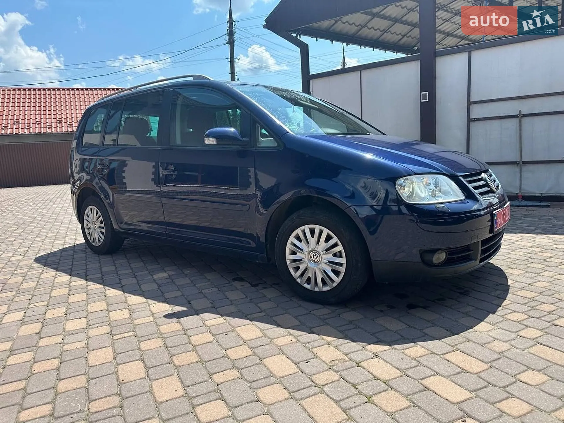Volkswagen Touran, 2004