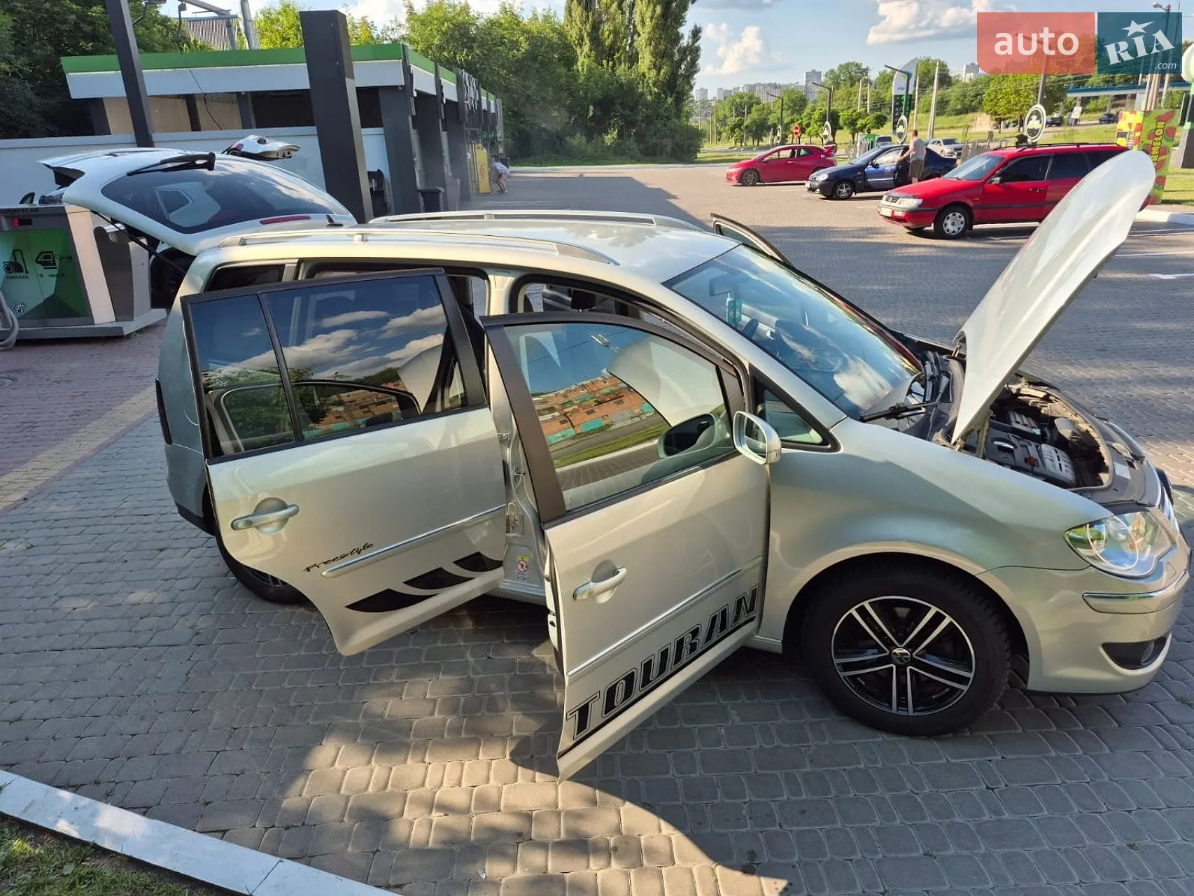 Volkswagen Touran, 2009