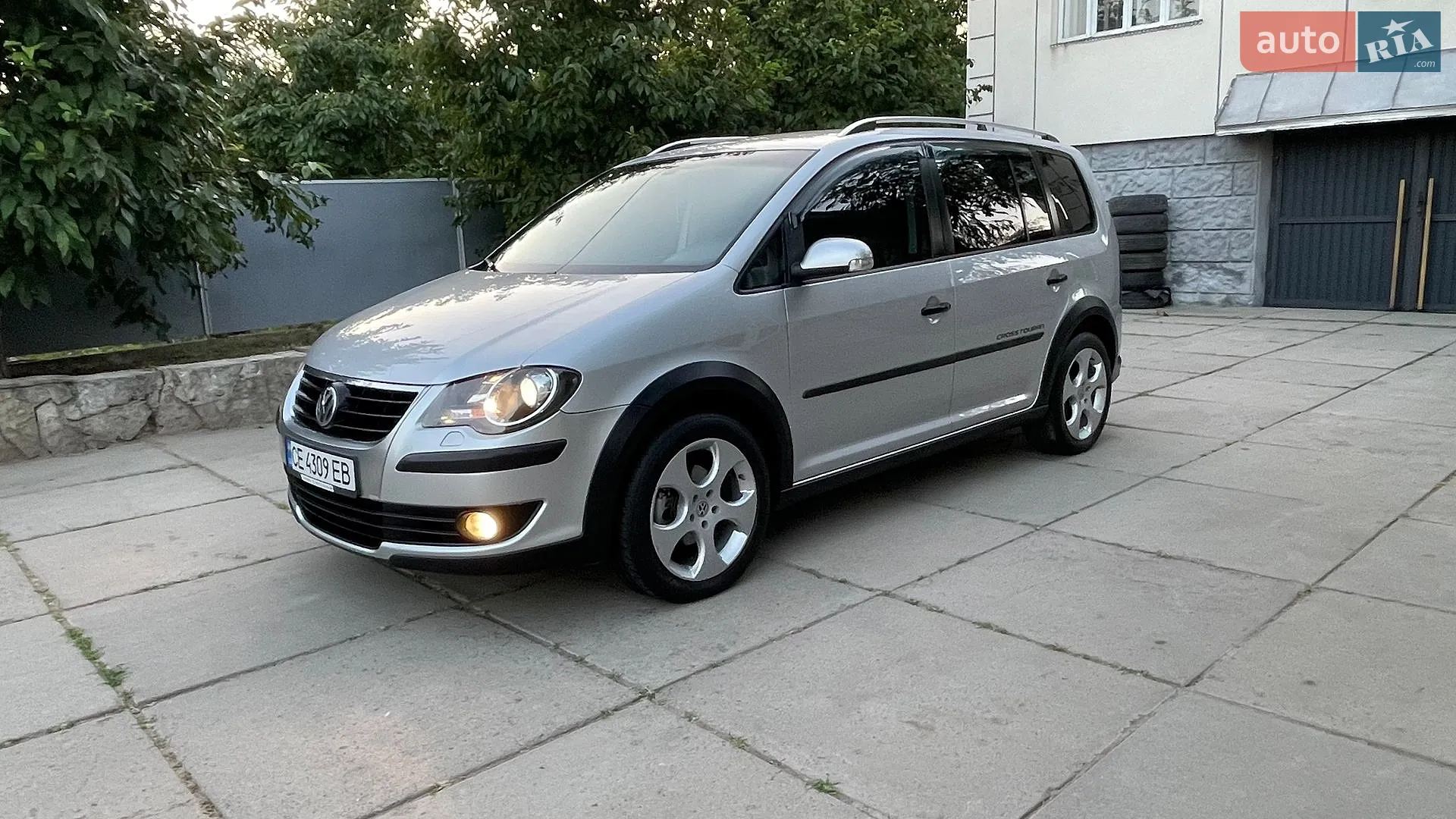 Volkswagen Touran, 2008