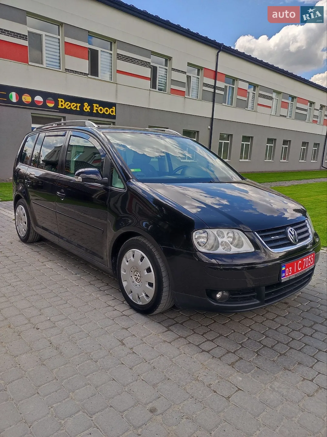 Volkswagen Touran, 2005