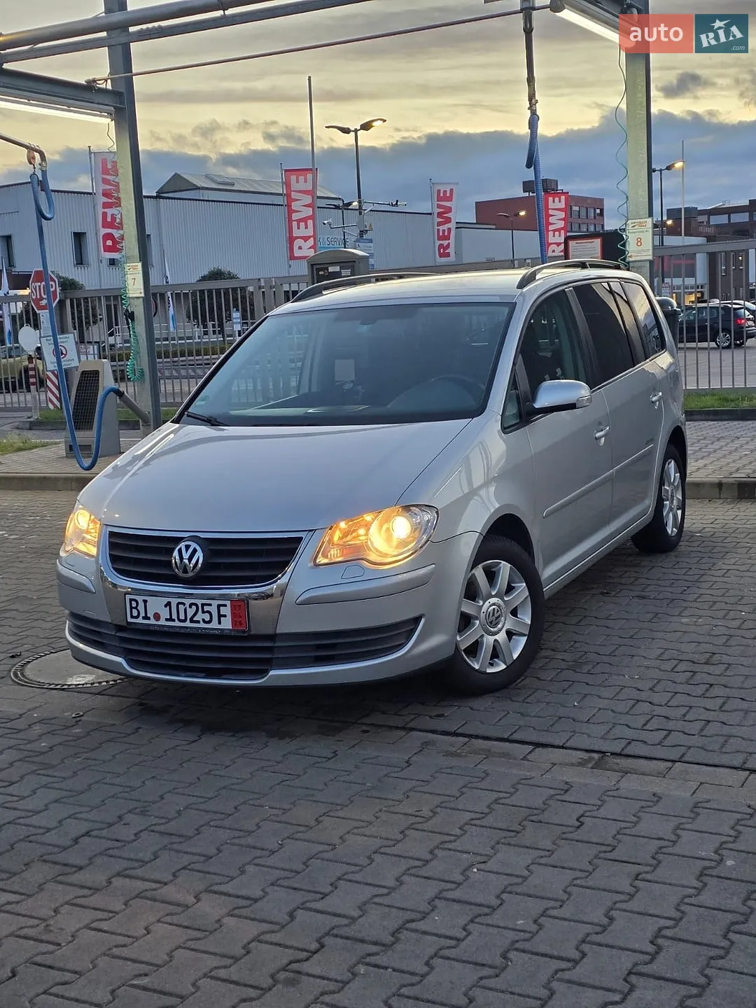 Volkswagen Touran, 2008