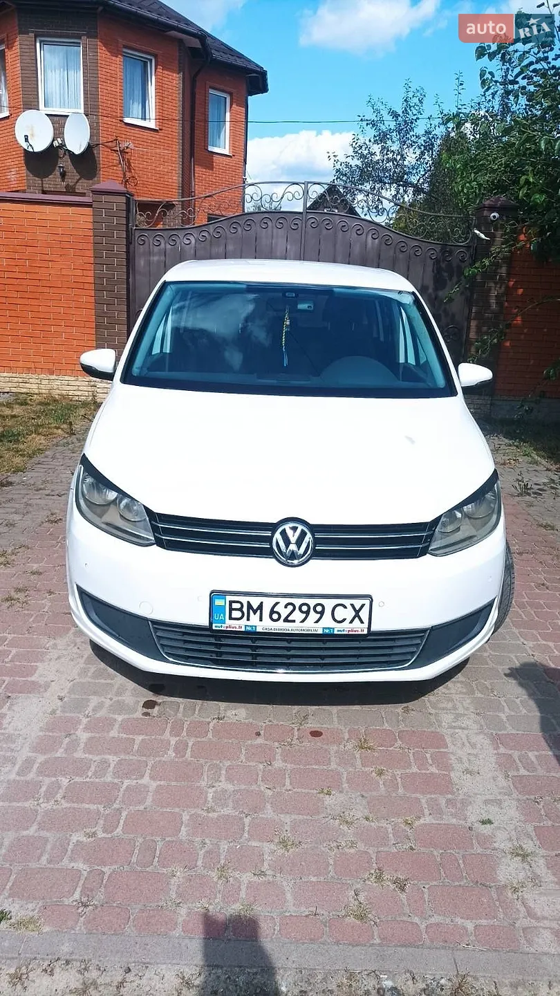Volkswagen Touran, 2011