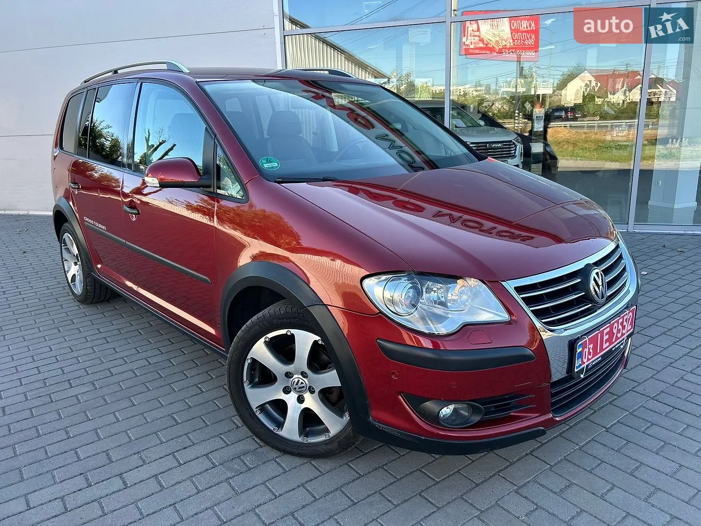 Volkswagen Touran, 2010