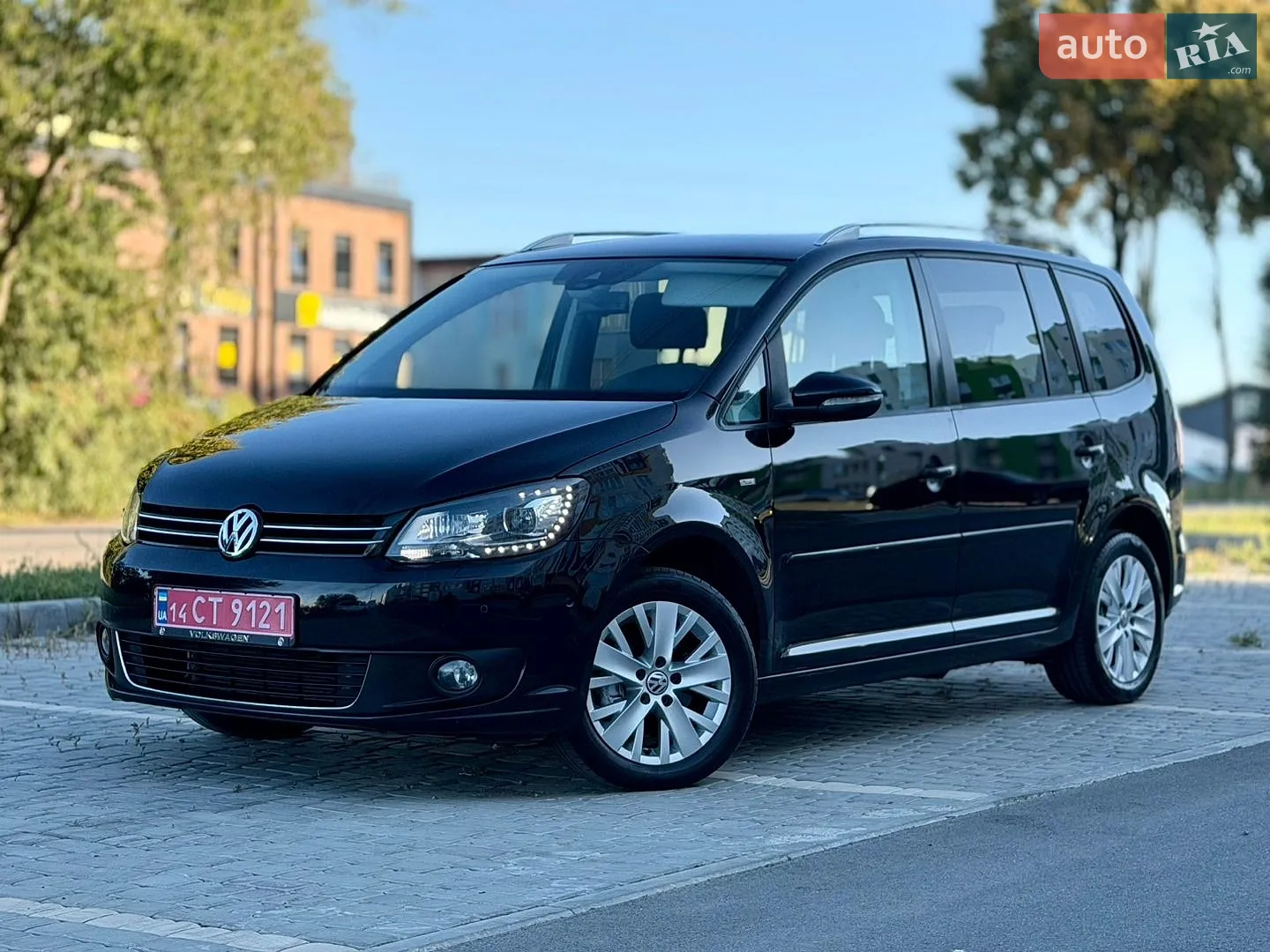 Volkswagen Touran, 2013