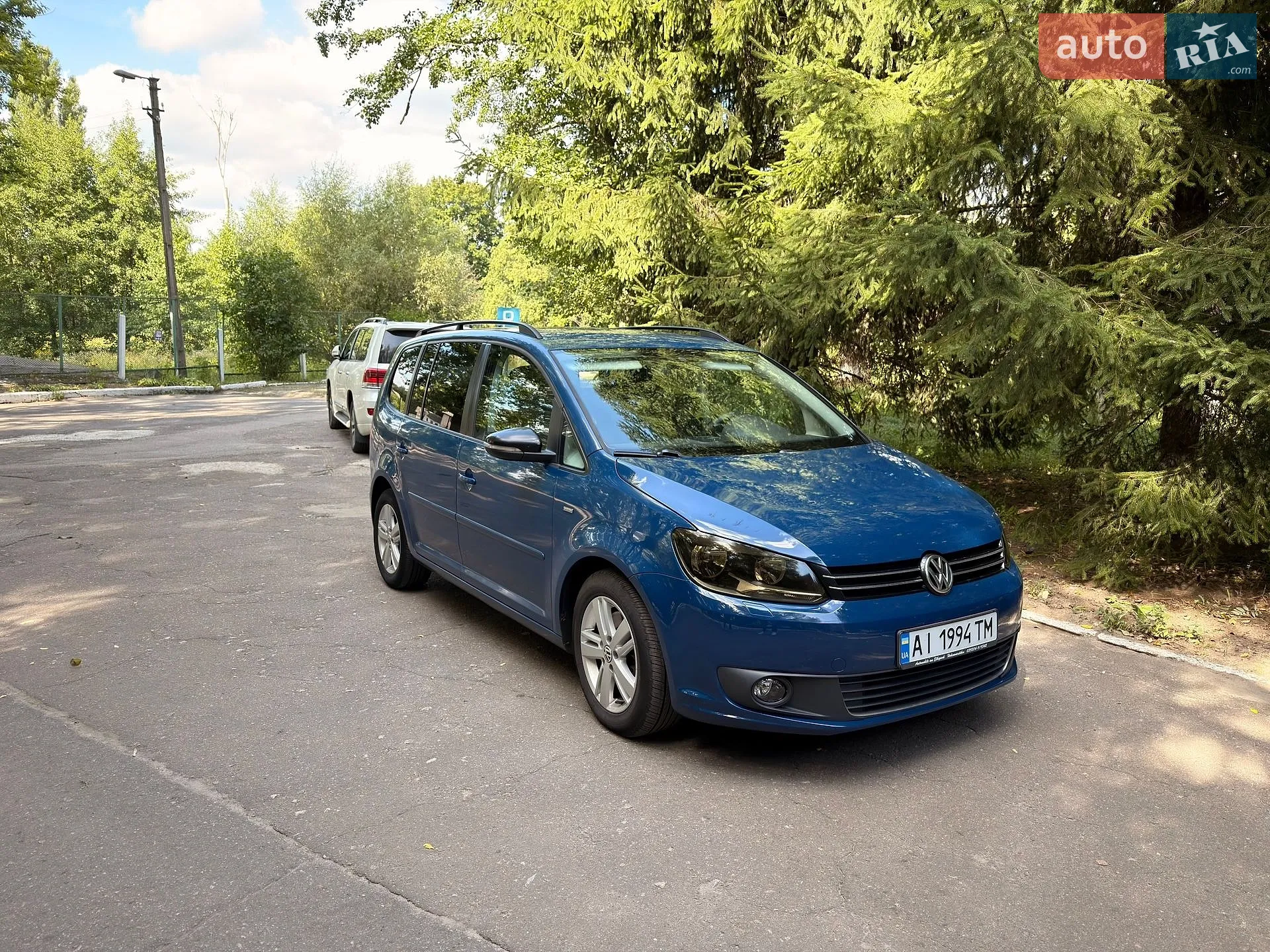 Volkswagen Touran, 2012