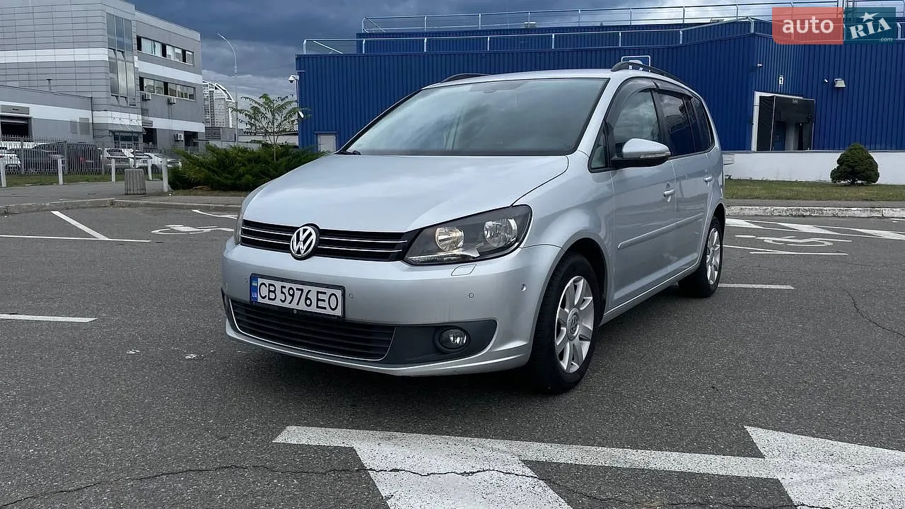 Volkswagen Touran, 2013