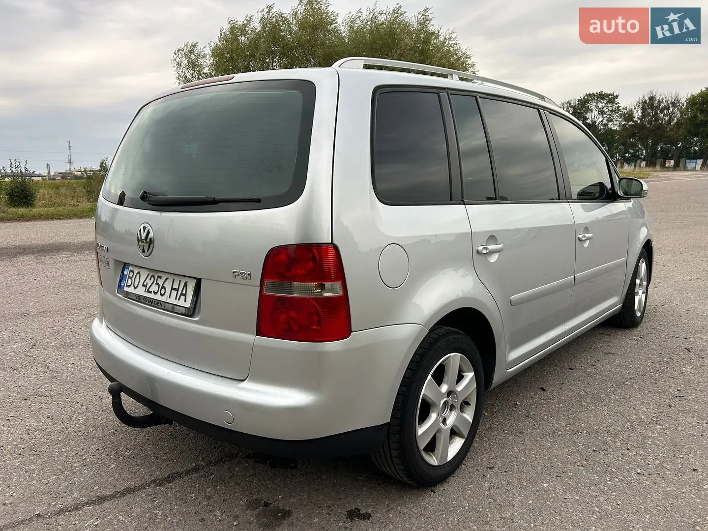 Volkswagen Touran, 2004