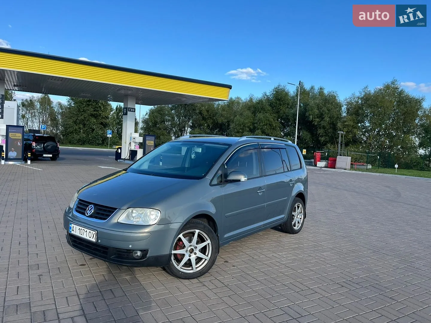 Volkswagen Touran, 2004