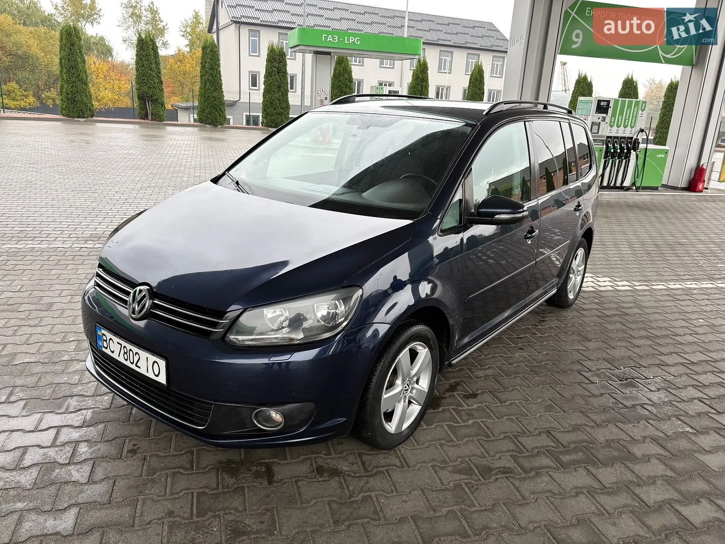 Volkswagen Touran, 2011