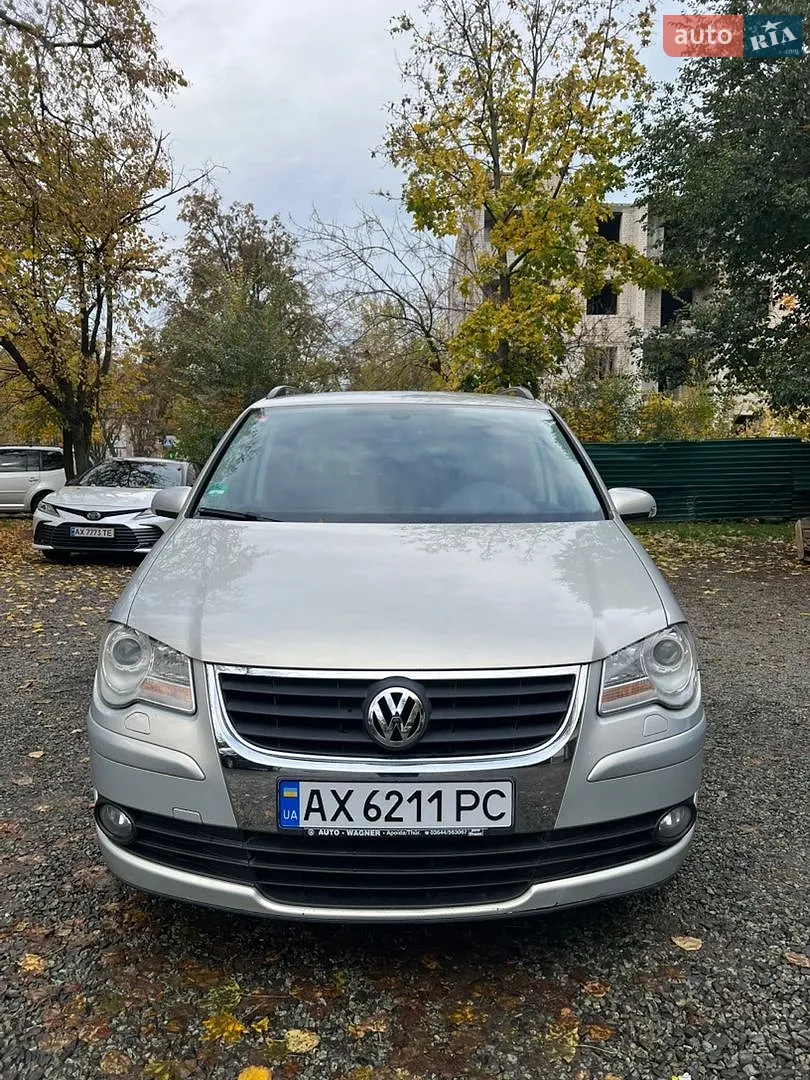 Volkswagen Touran, 2008