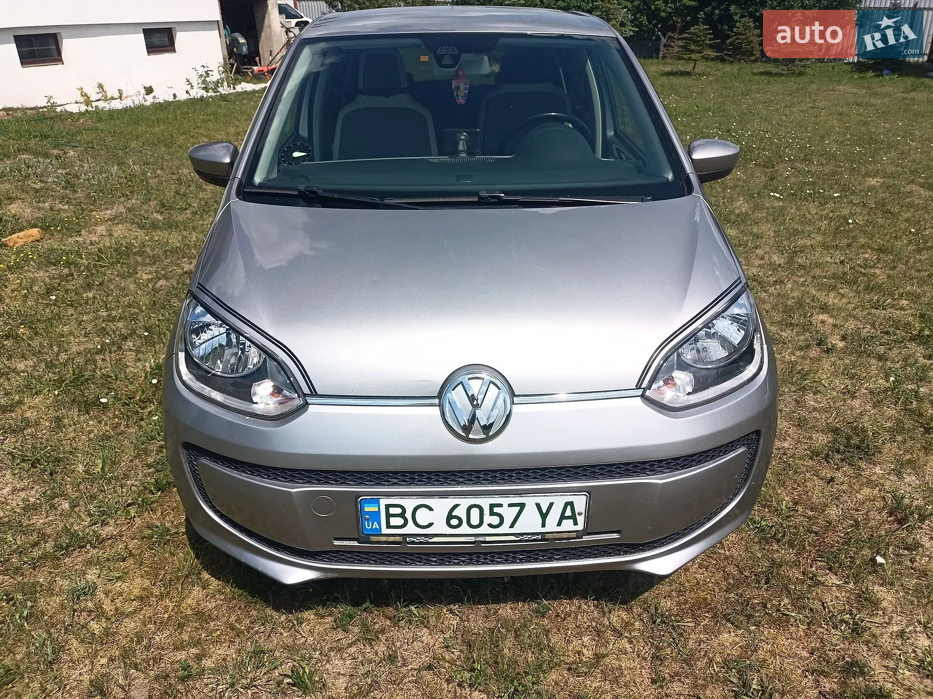 Volkswagen Up, 2014