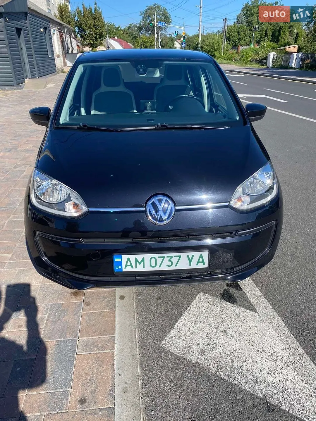 Volkswagen Up, 2013