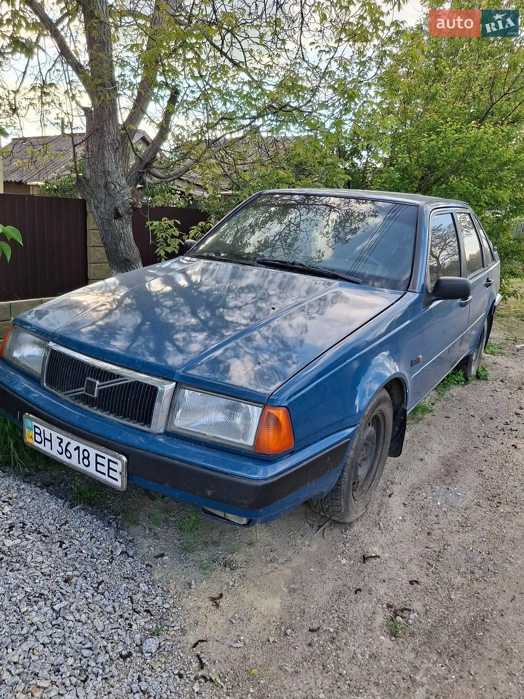 Volvo 440, 1989