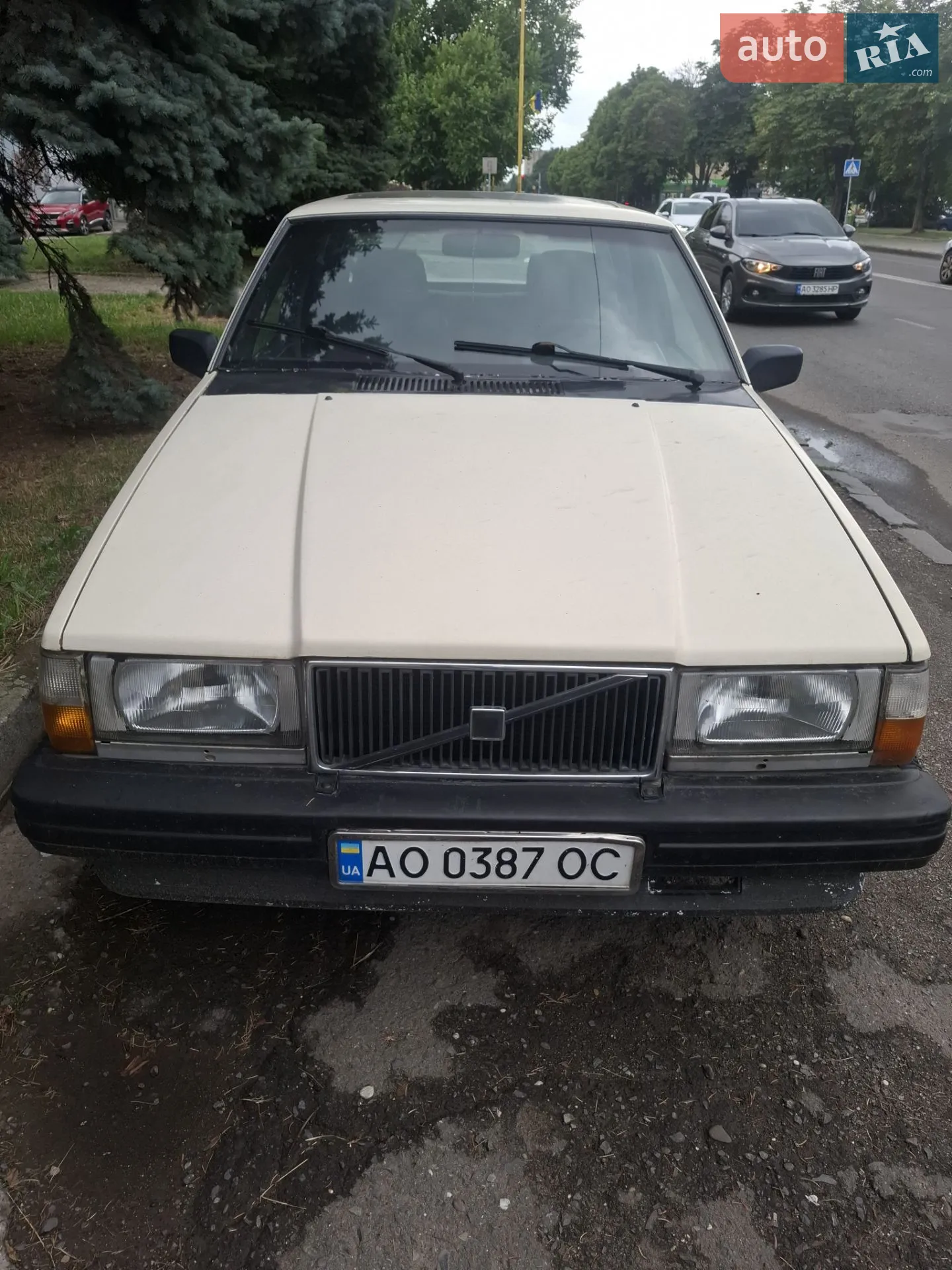 Volvo 740, 1988
