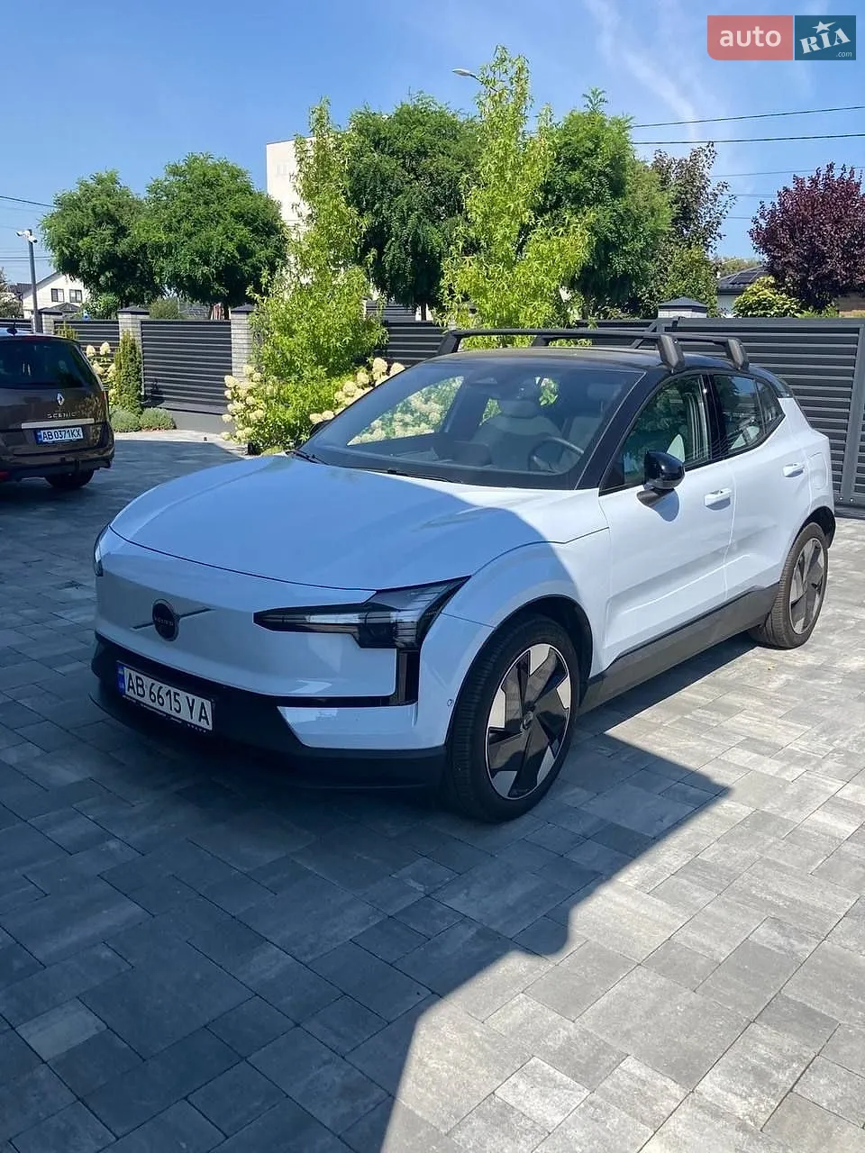 Volvo EX30, 2024