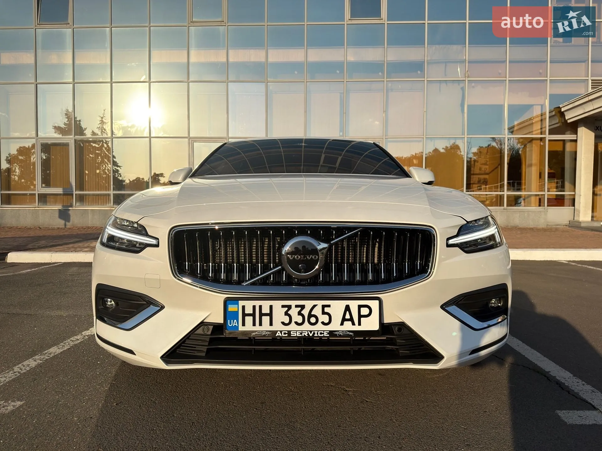 Volvo S60, 2023