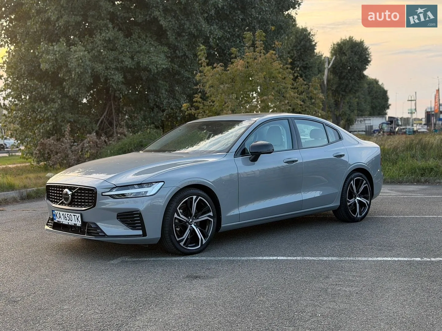 Volvo S60, 2023
