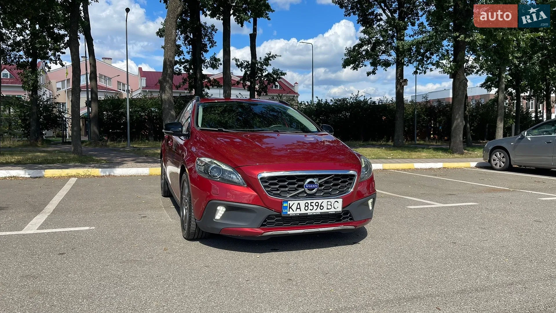 Volvo V40 Cross Country, 2016