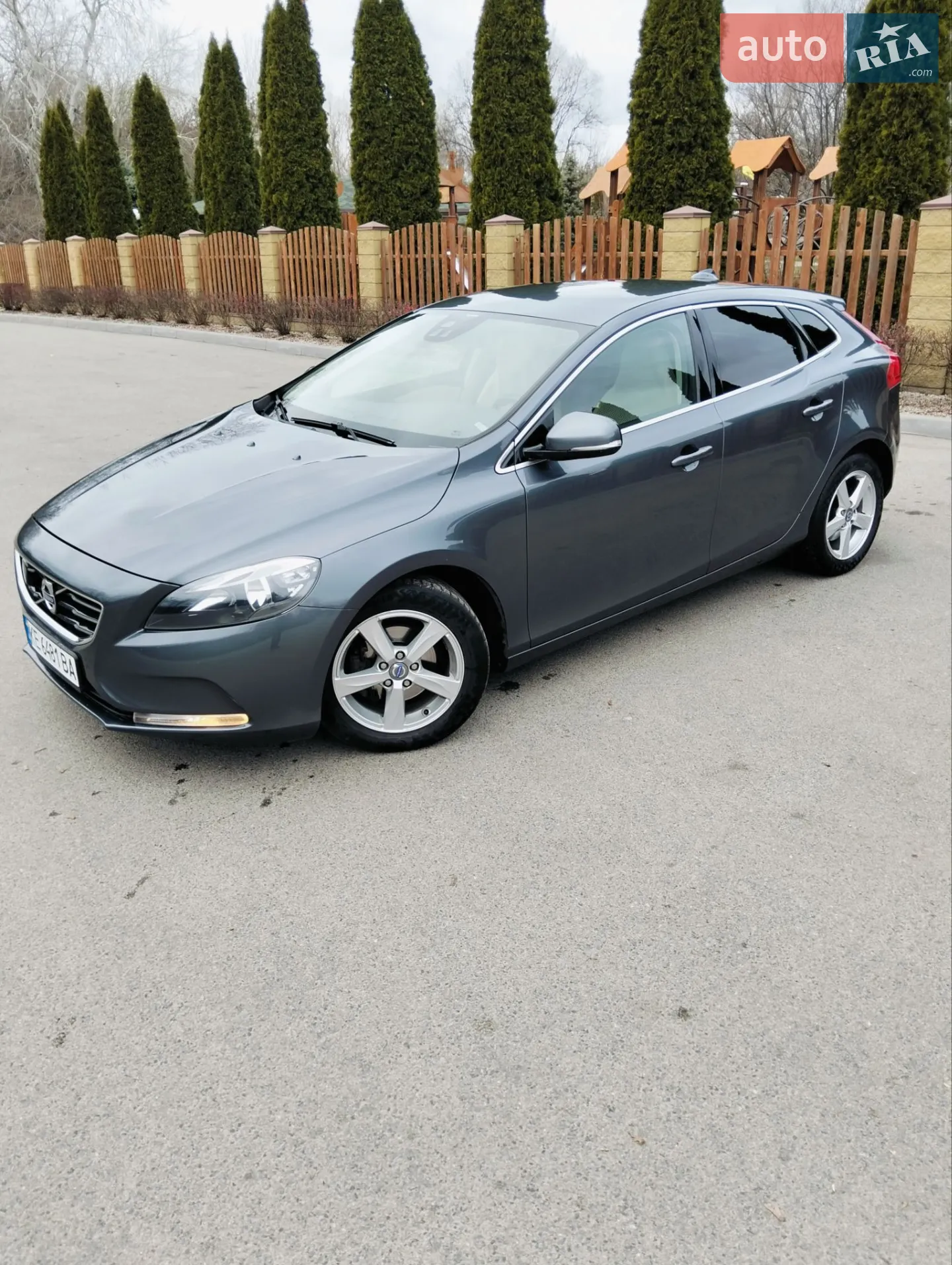 Volvo V40, 2013
