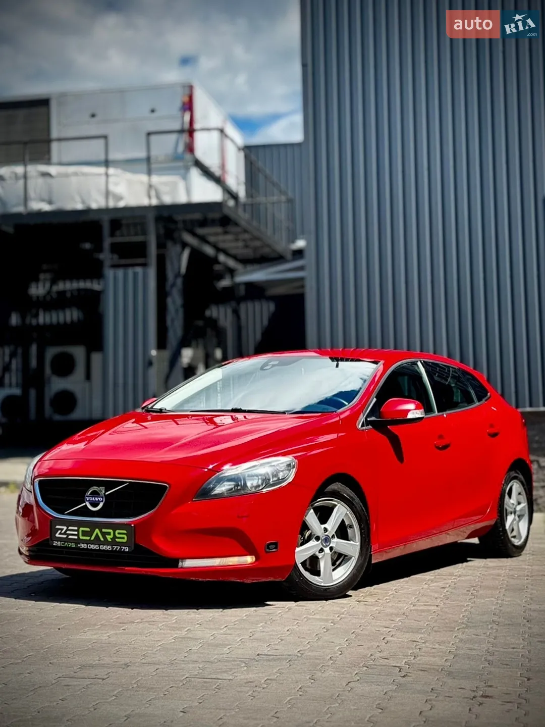 Volvo V40, 2013