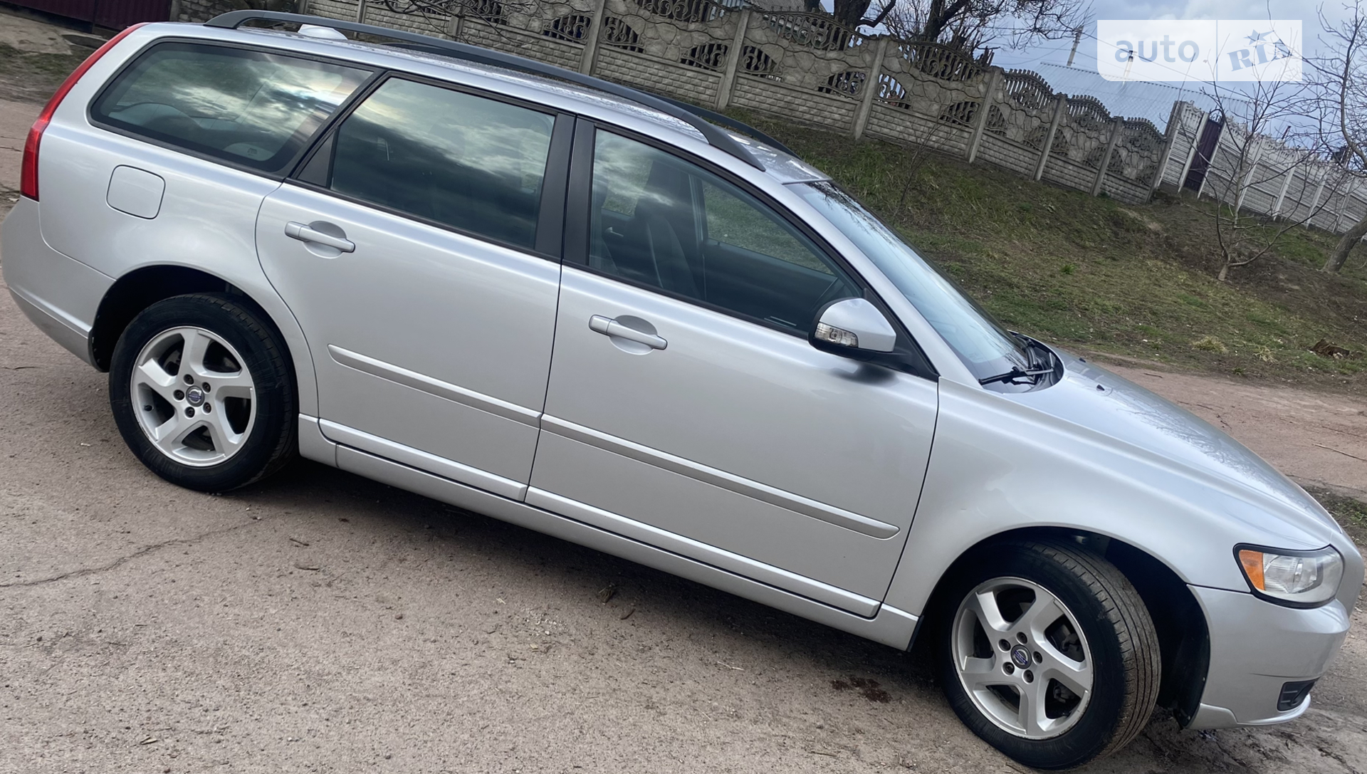 Volvo V50, 2011