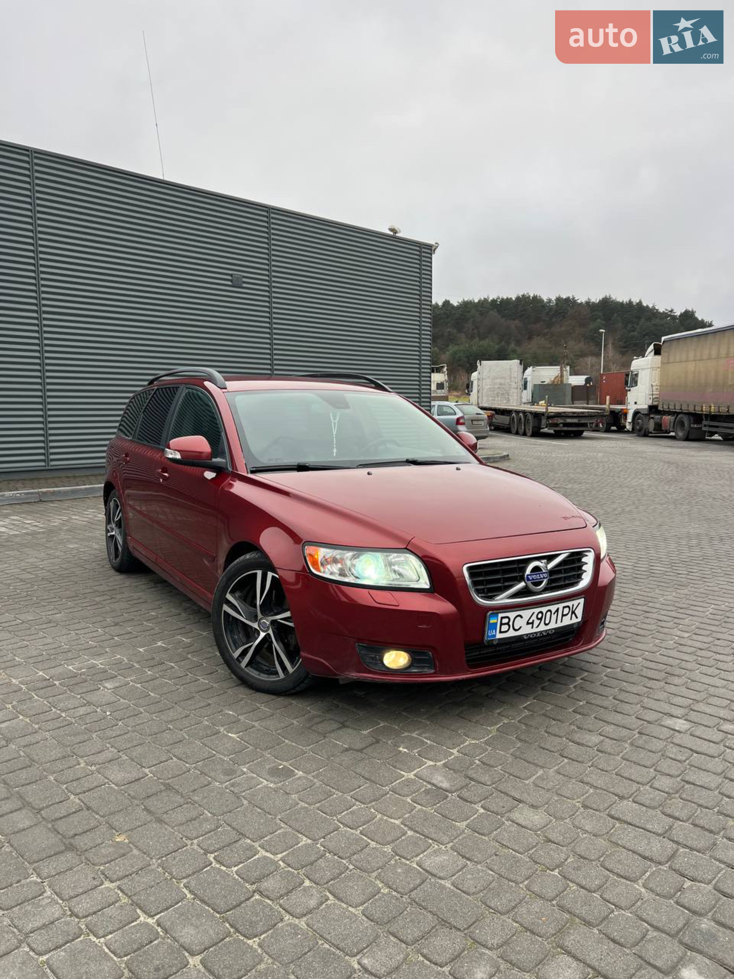 Volvo V50, 2011