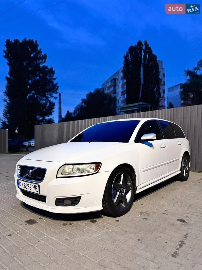 Volvo V50, 2008