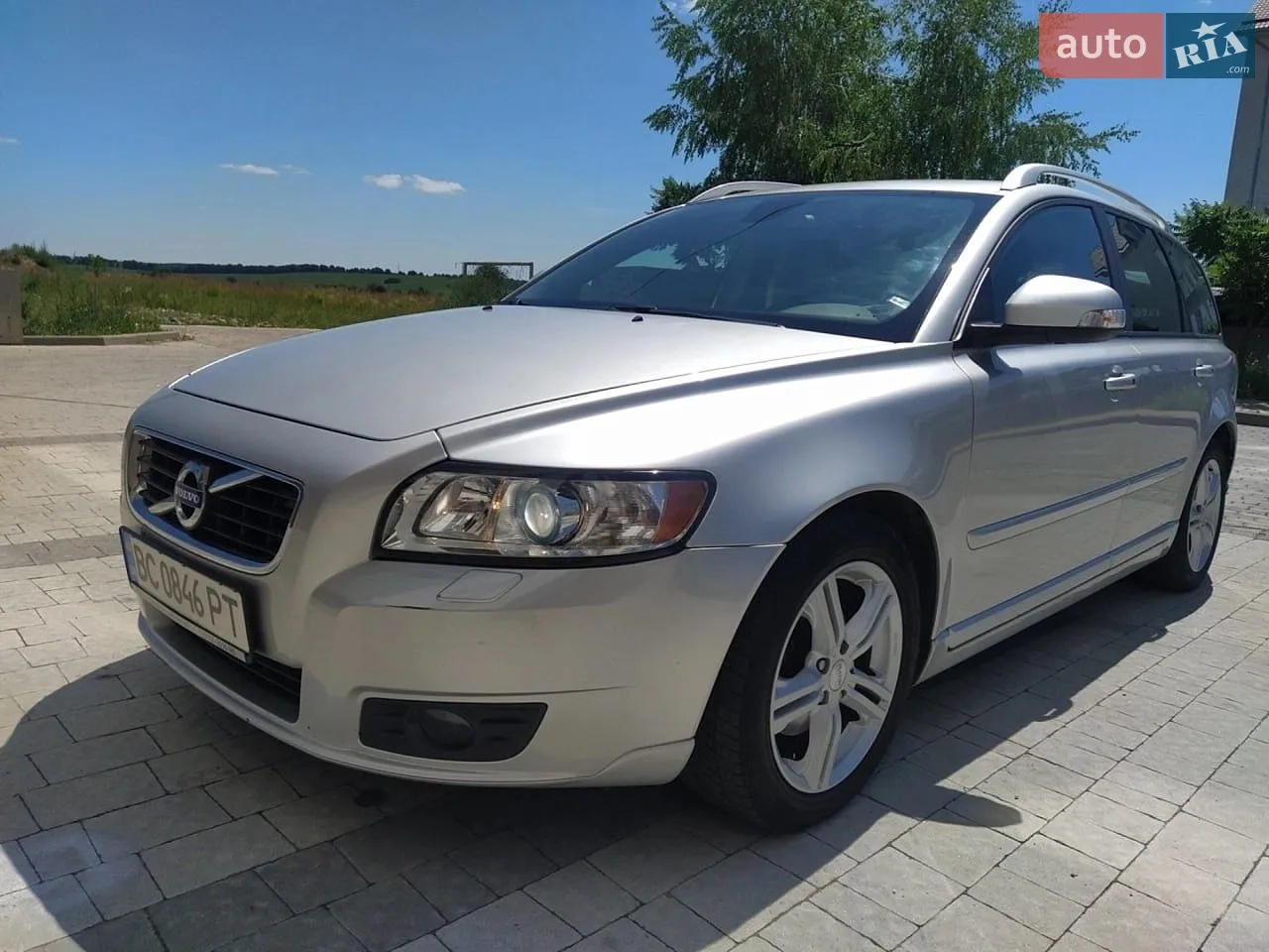 Volvo V50, 2011