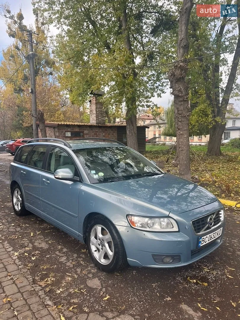 Volvo V50, 2010