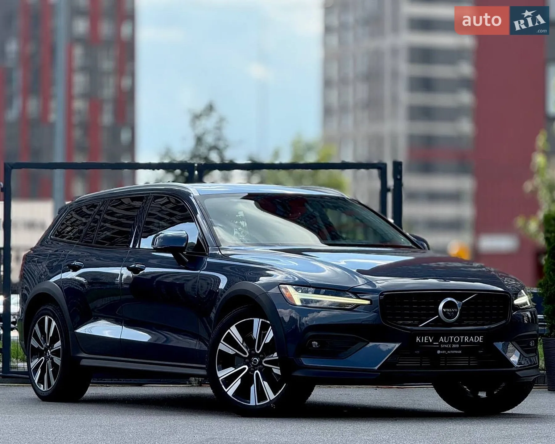 Volvo V60 Cross Country, 2020