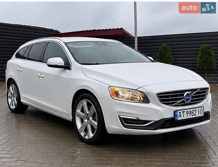 Volvo V60, 2016