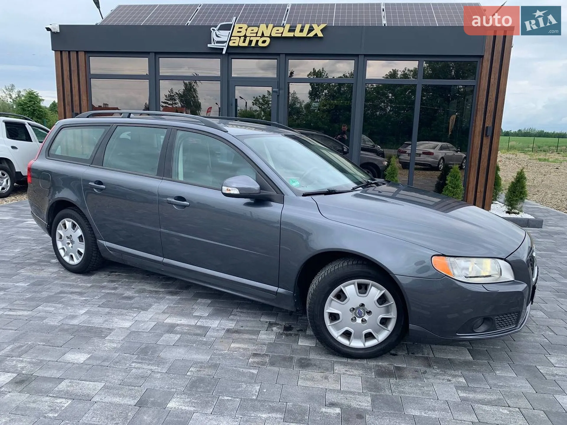Volvo V70, 2008