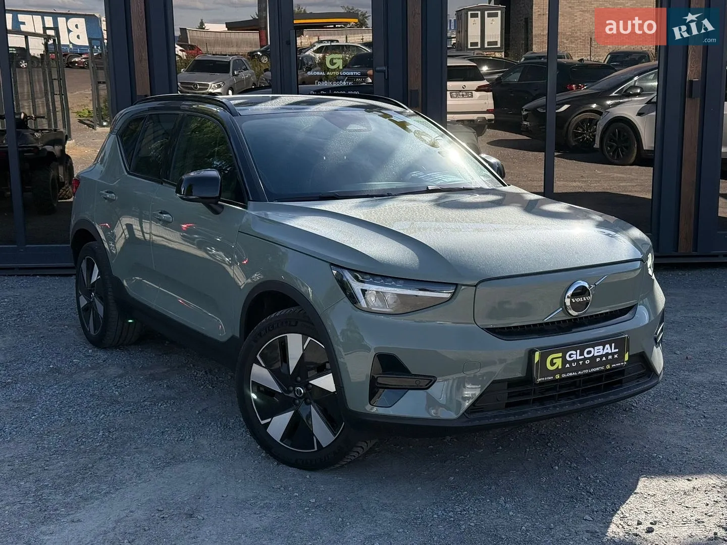 Volvo XC40, 2024