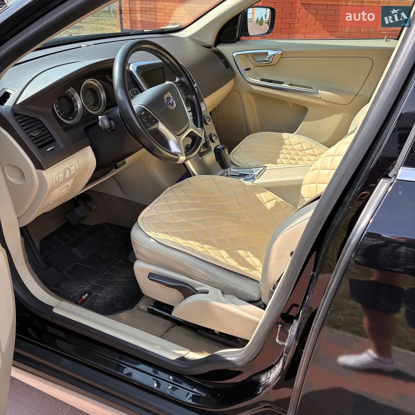 Volvo XC60, 2012