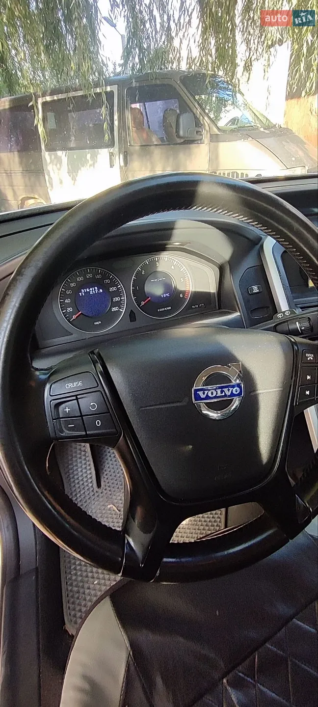 Volvo XC60, 2009