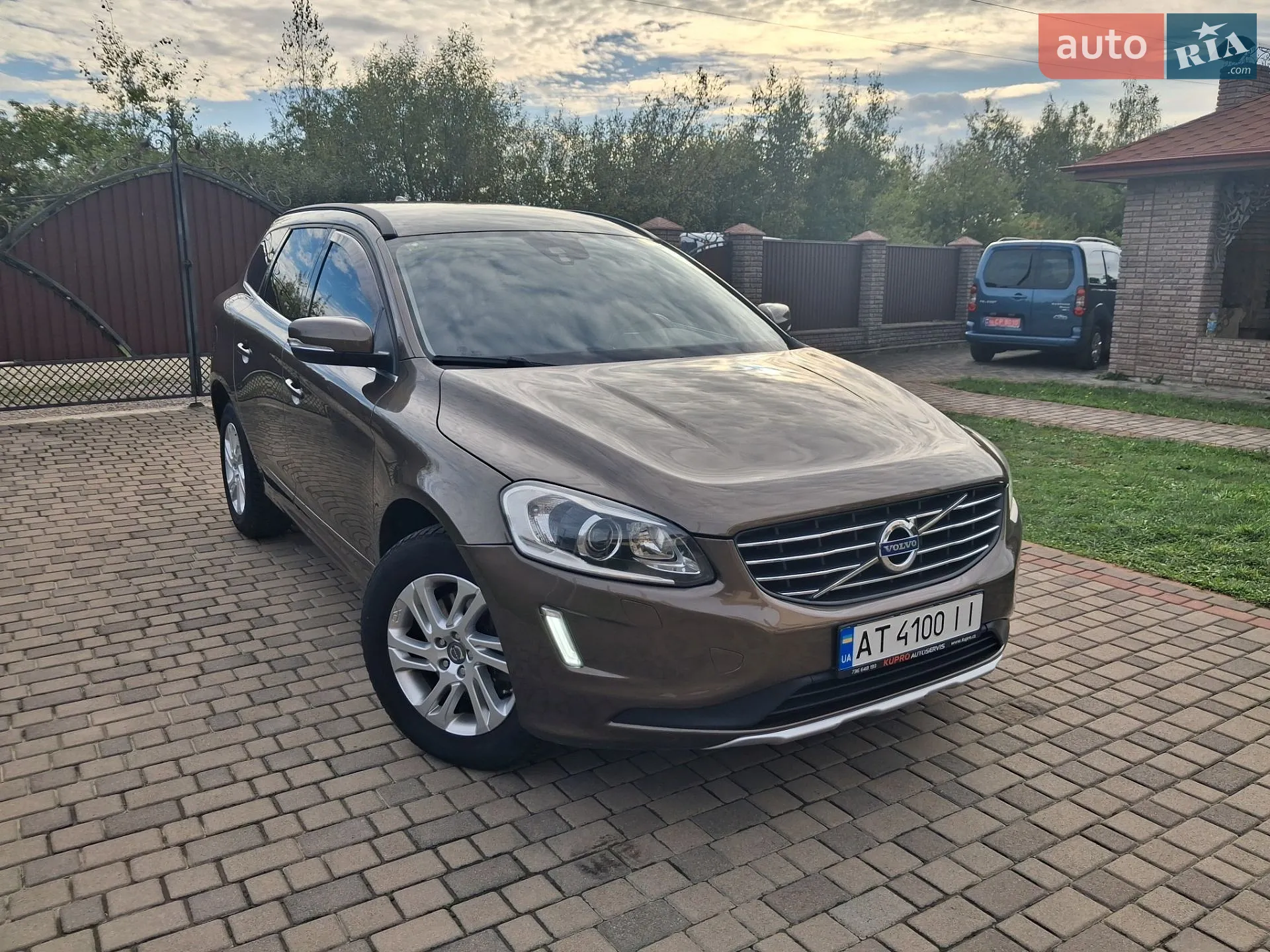 Volvo XC60, 2014