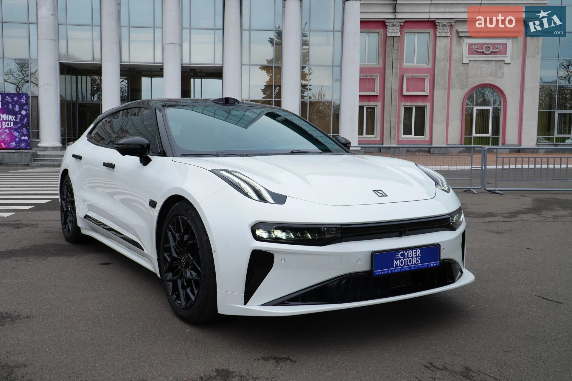 Zeekr 001, 2024