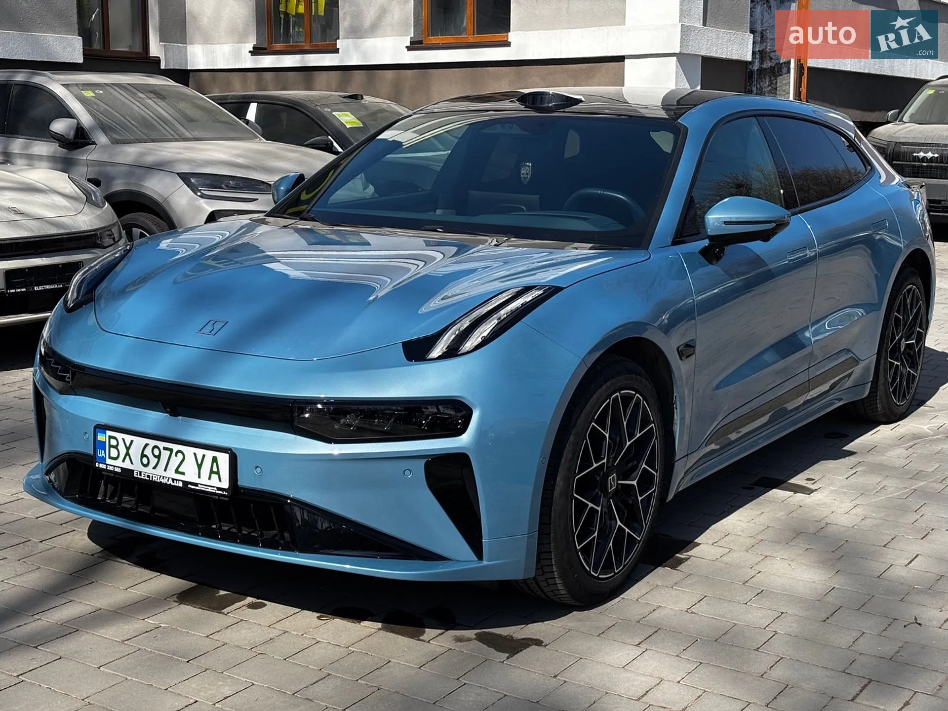 Zeekr 001, 2025