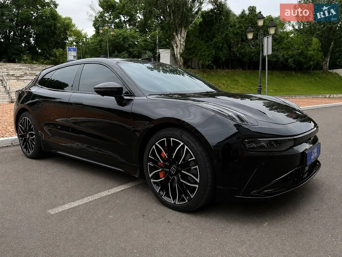 Zeekr 001, 2025