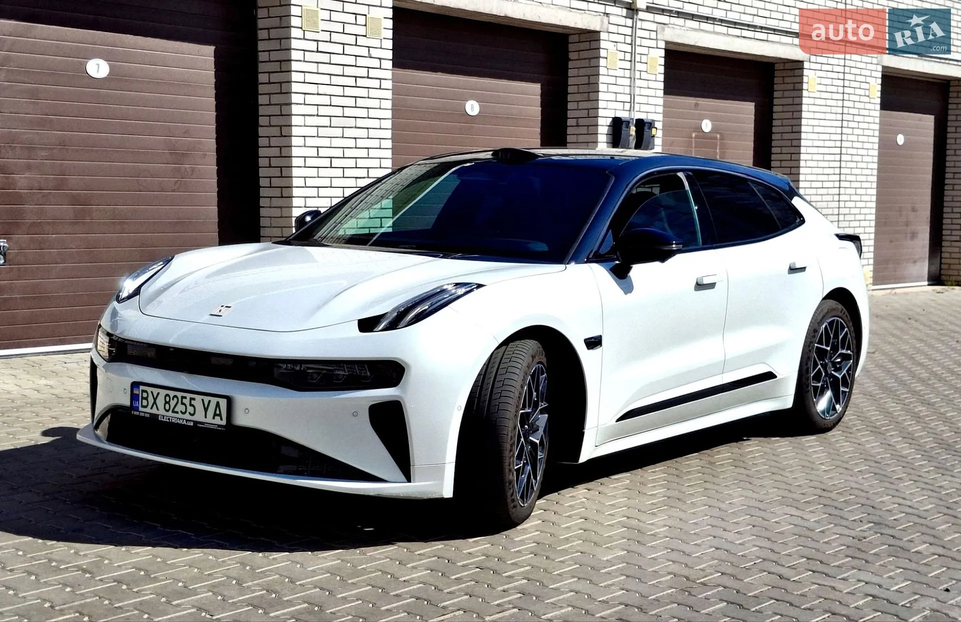 Zeekr 001, 2025