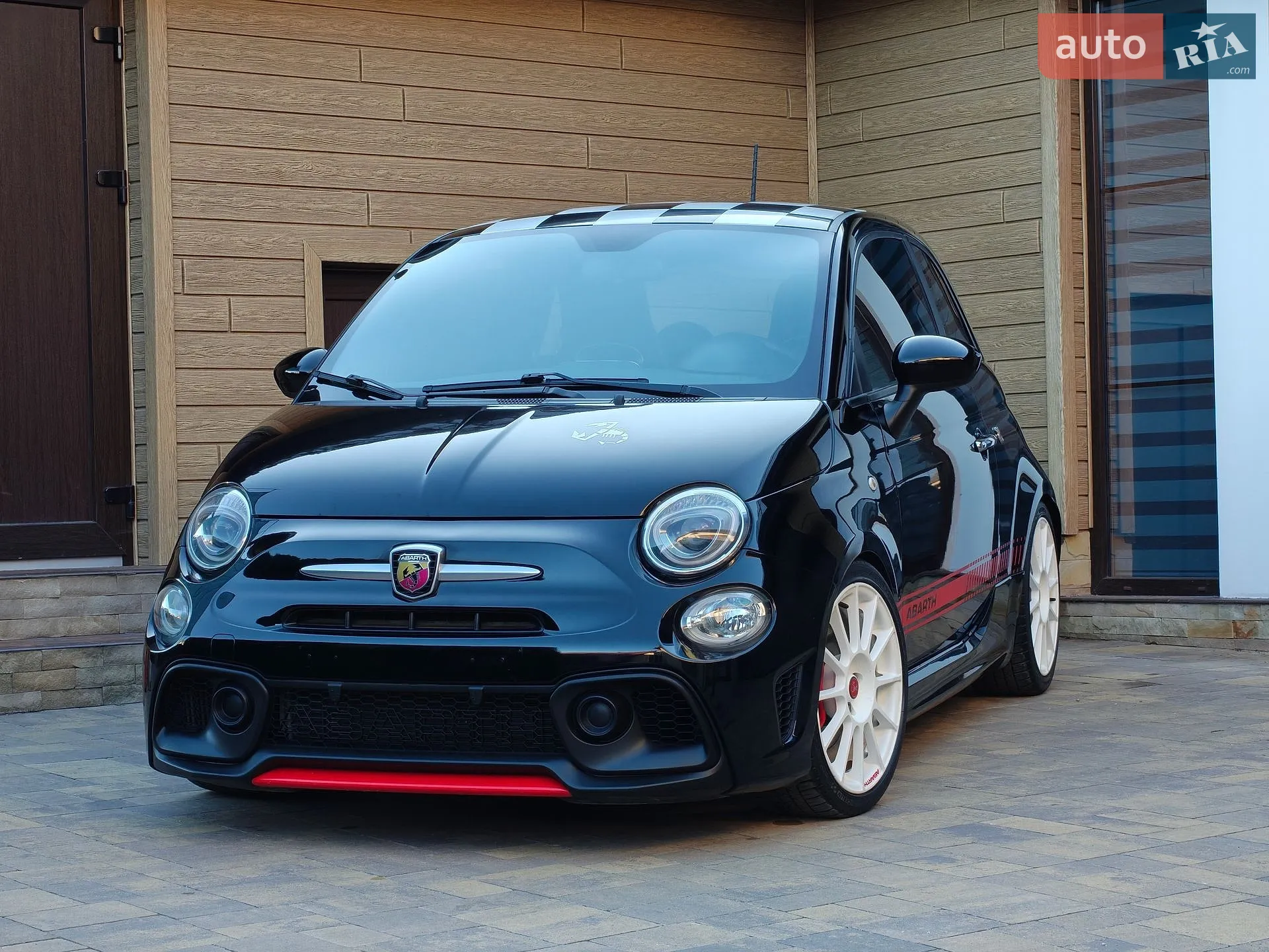 Abarth Fiat 595, 2014