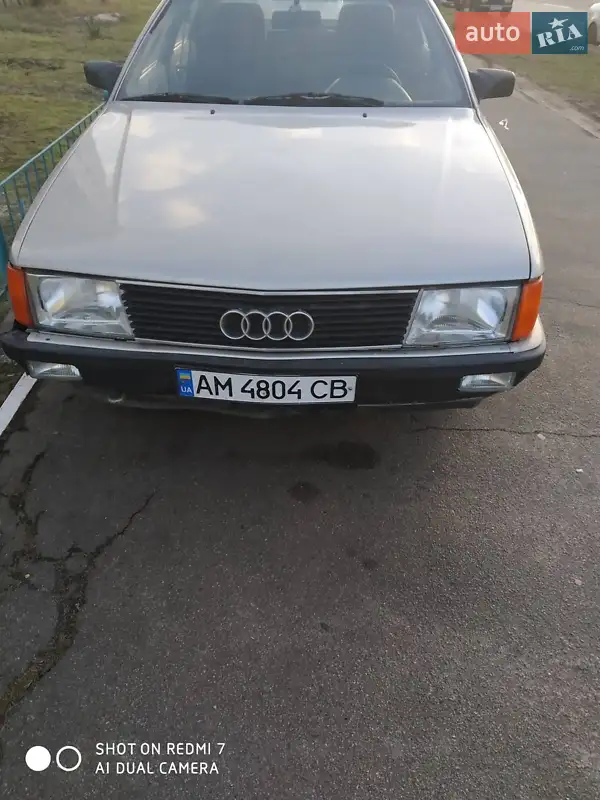 Audi 100, 1986