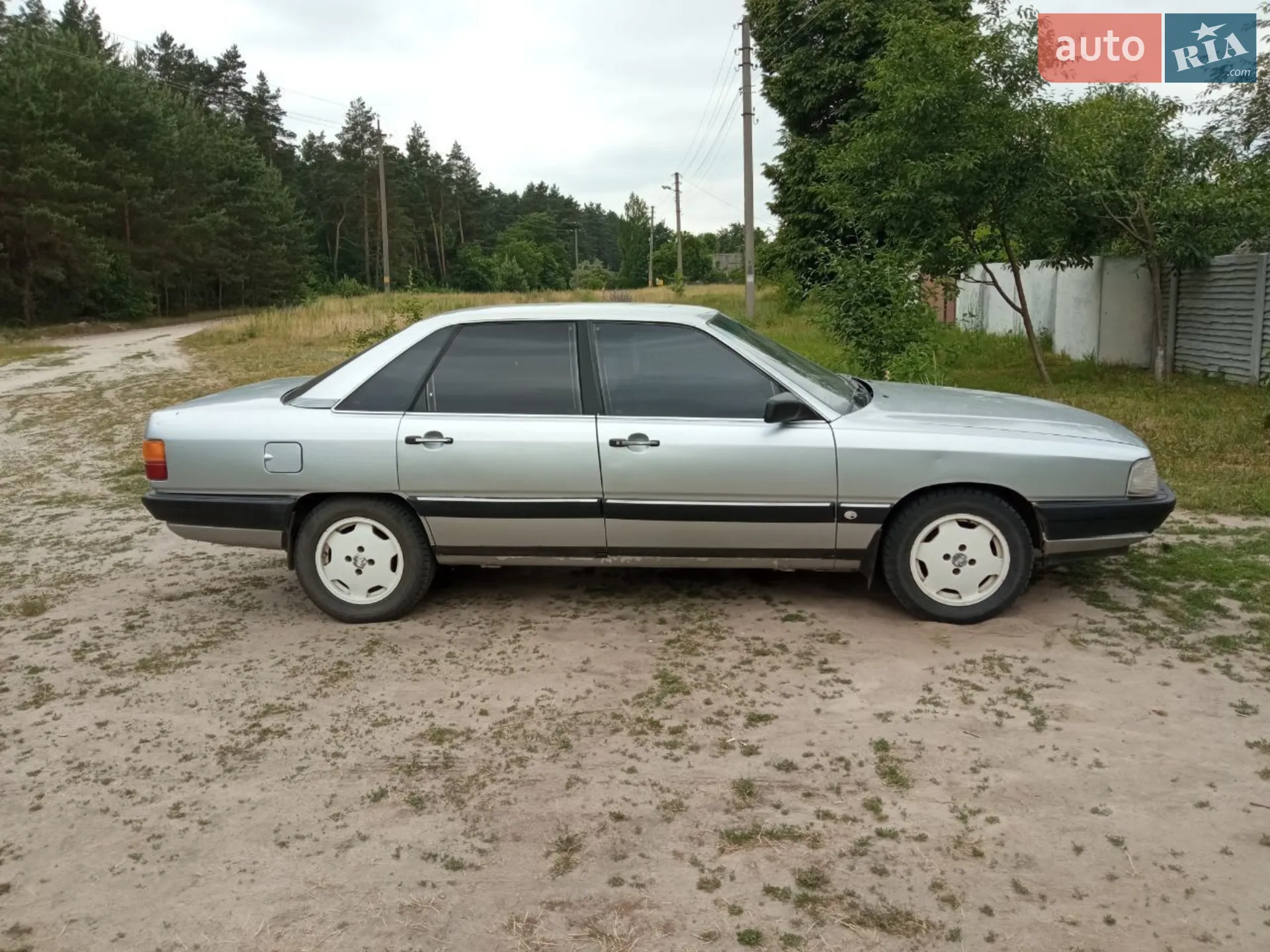 Audi 100, 1987